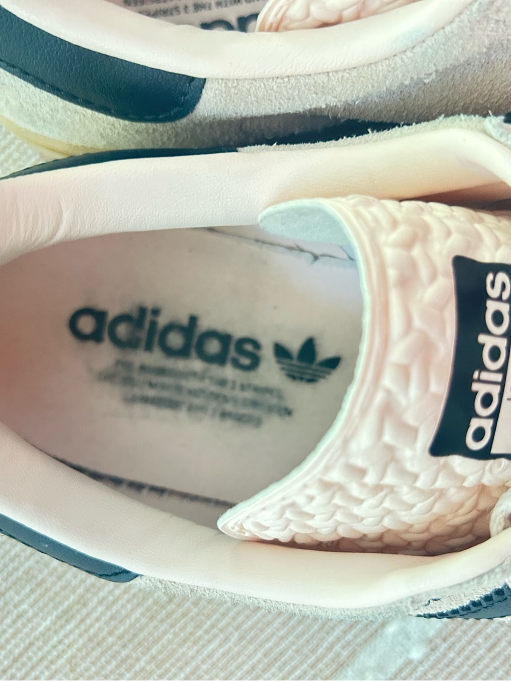 adidas Gazelle Bold Platform Sneaker Size 9.5M, quartz/black - Picture 8 of 12